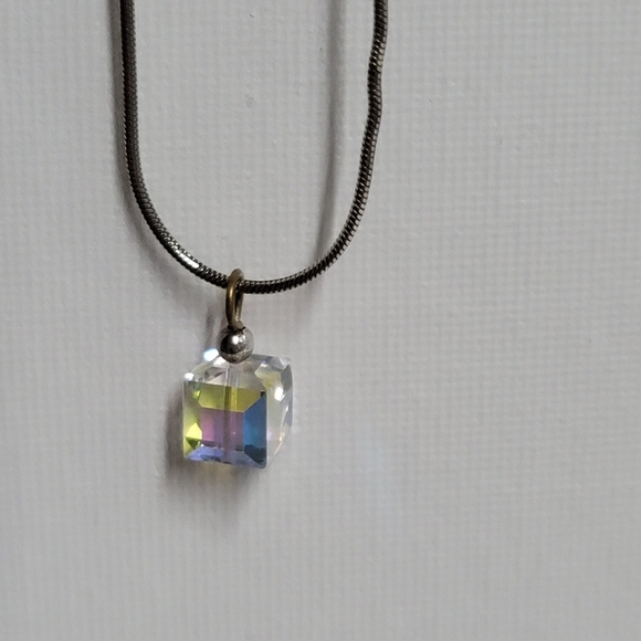Sterling silver snake chain necklace with prism cube charm - Picture 9 of 12